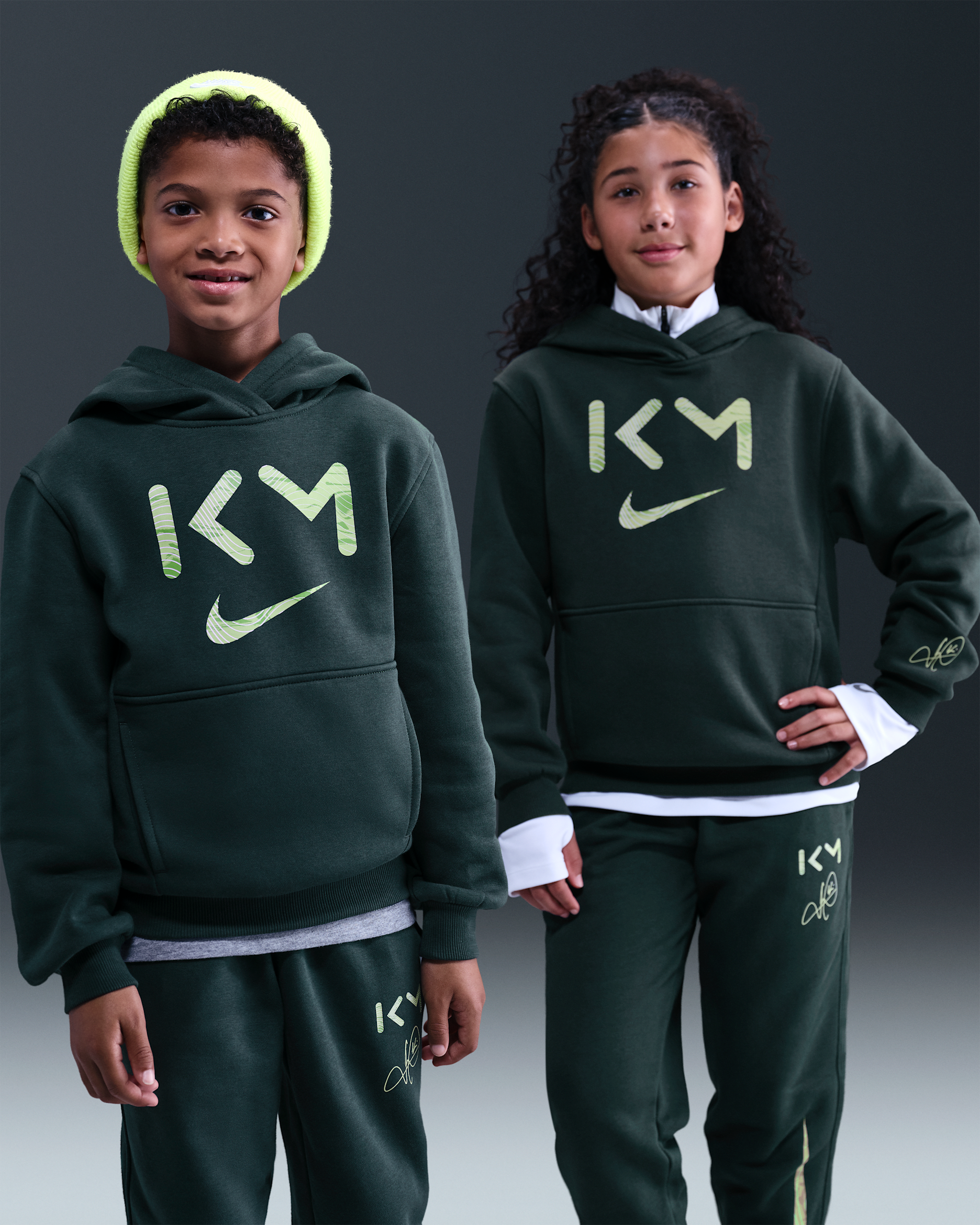 Kylian Mbappé Club Fleece Older Kids' Nike Dri-FIT Football Hoodie